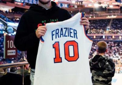 阿扎尔现场观看NBA比赛，获赠纽约尼克斯传奇球星球衣|纽约尼克斯队|埃登·阿扎尔|弗雷泽|麦迪逊