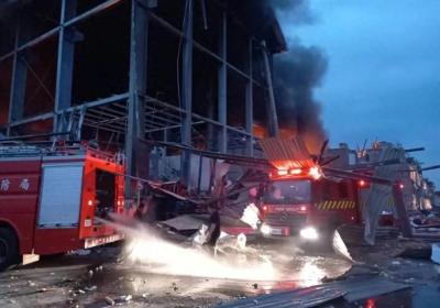台湾屏东一科技厂爆炸！74人受伤，消防员不幸罹难