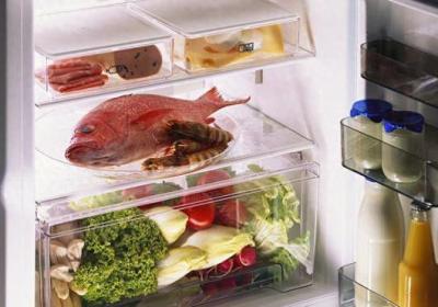 冰箱里放这6种食物，是给自己的健康埋“雷”，看看你中招了吗？|面包|鱼肉|水果|馒头|黄桃罐头