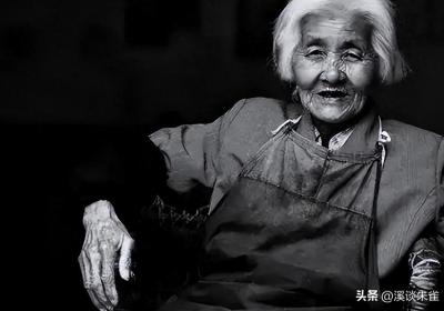 沈阳91岁老太，临终竟无意暴露身份：我就是被国军通缉的军火大盗