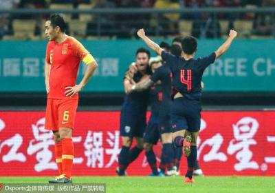 国足逆转泰国:一场不该高兴 却很让人高兴的开门红|武磊|扬科维奇|吴曦|韦世豪
