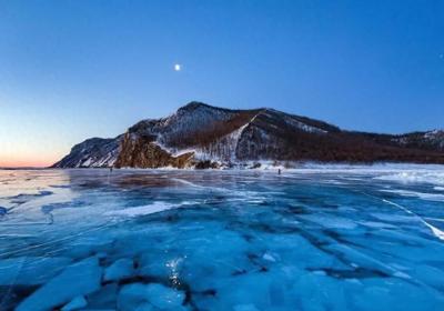 俄罗斯贝加尔湖底，沉睡着20多万具冰冷尸骨，他们生前都是谁？